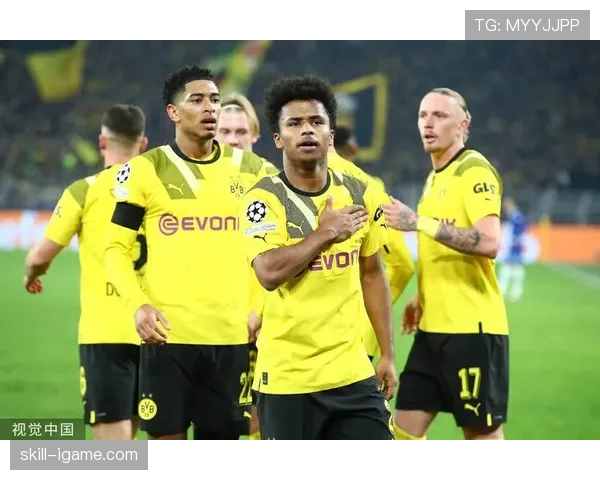 阿德耶米灵动突破引爆防线，速度与技巧成多特新武器