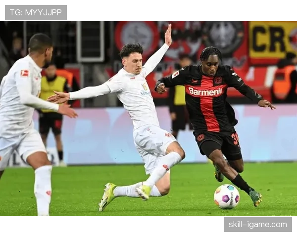 勒沃库森战术调整显成效，球队状态回升重拾胜轨