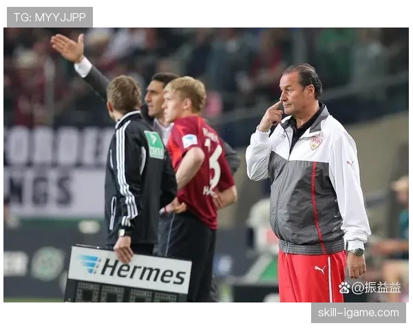 莱奥持续提升表现，球队状态引发球迷热议和期待未来辉煌